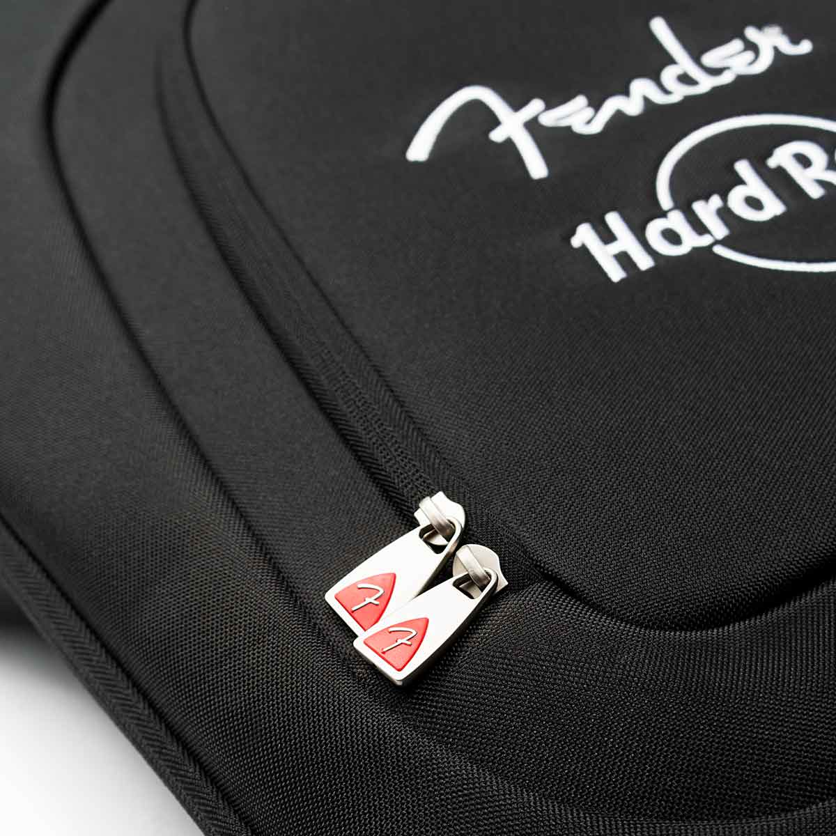 Fender x Hard Rock Electric Guitar Gig Bag in FE 610 Black image number 2